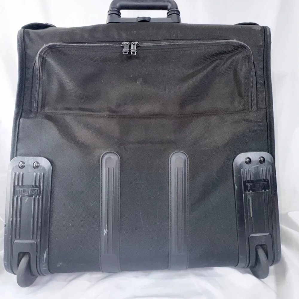 Tumi Wheeled Garment Bag Suitcase Carry On‎ Luggage Travel Business